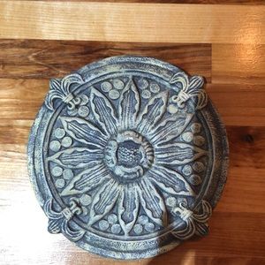 Flower wall medallion